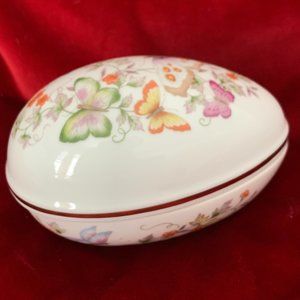 AVON porcelain Easter Egg Box Butterflies, 22Ktrim
